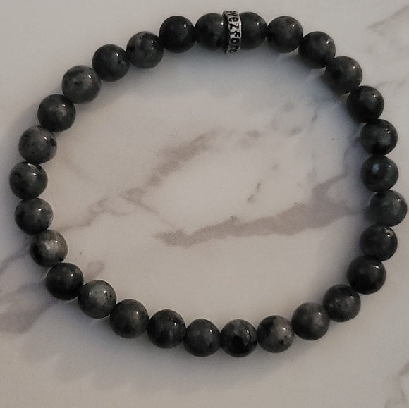 Labradorite Bracelet - Picture 4 of 6